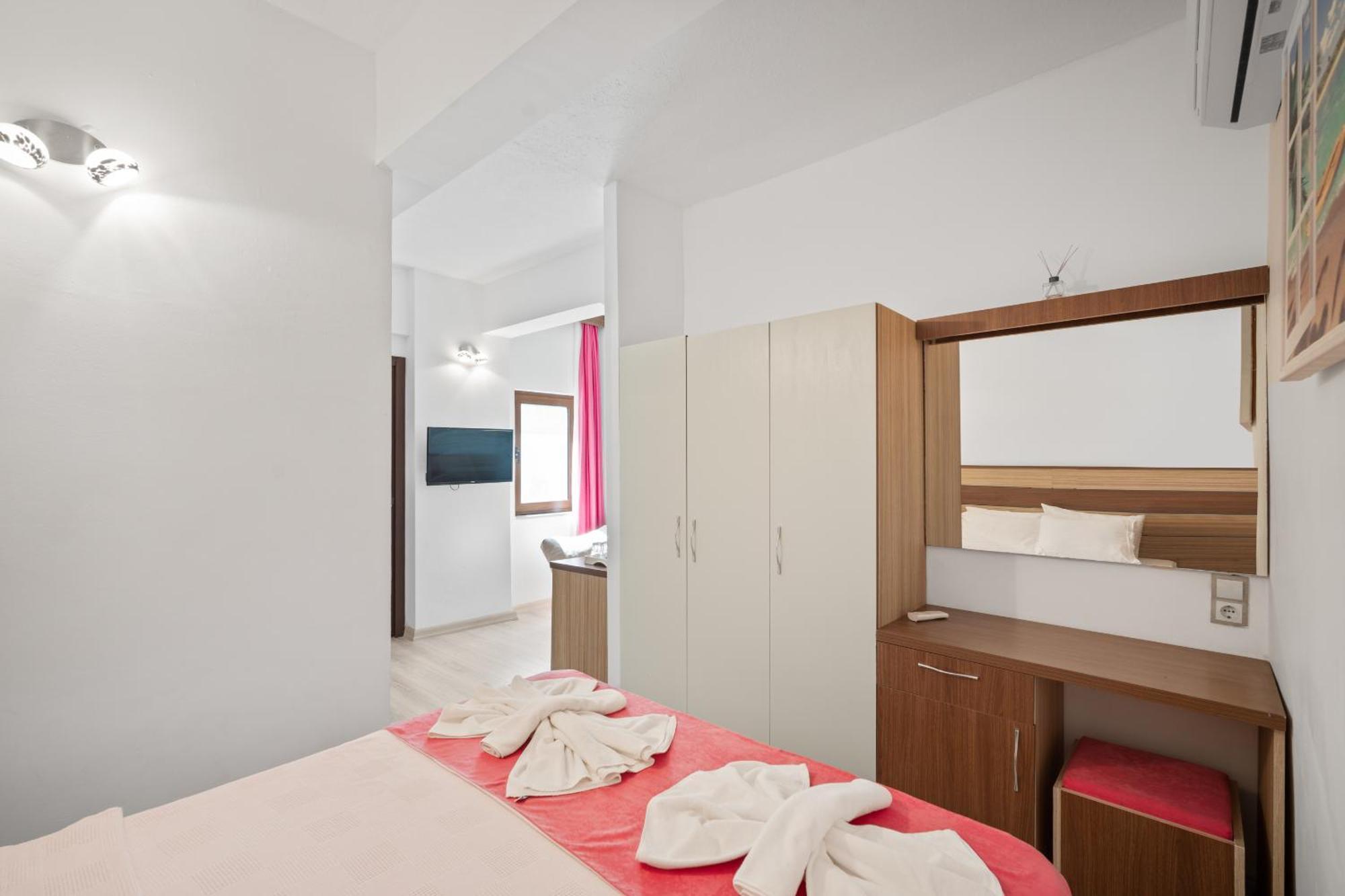 Eden Pyara Hotel Турунч Экстерьер фото