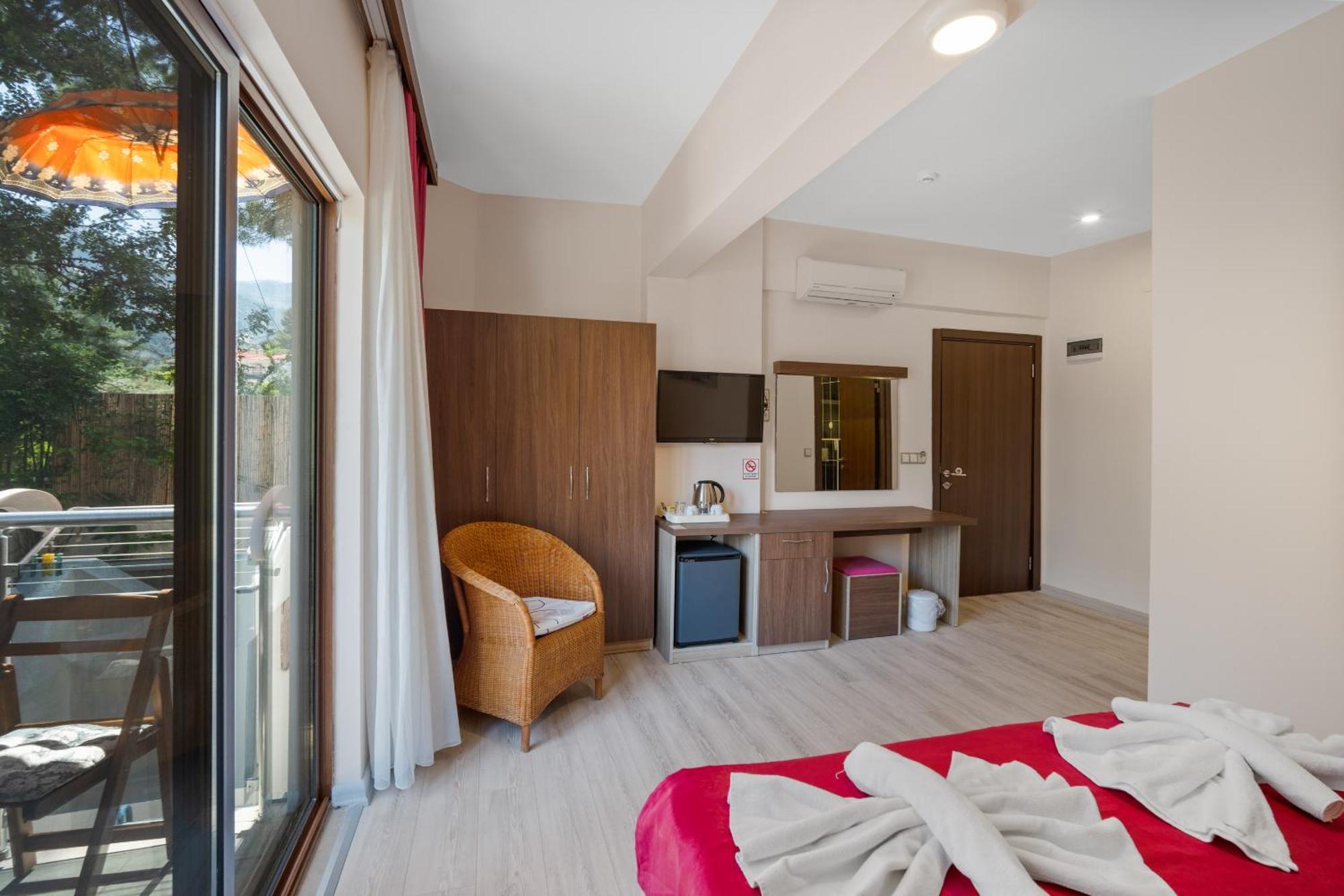 Eden Pyara Hotel Турунч Экстерьер фото