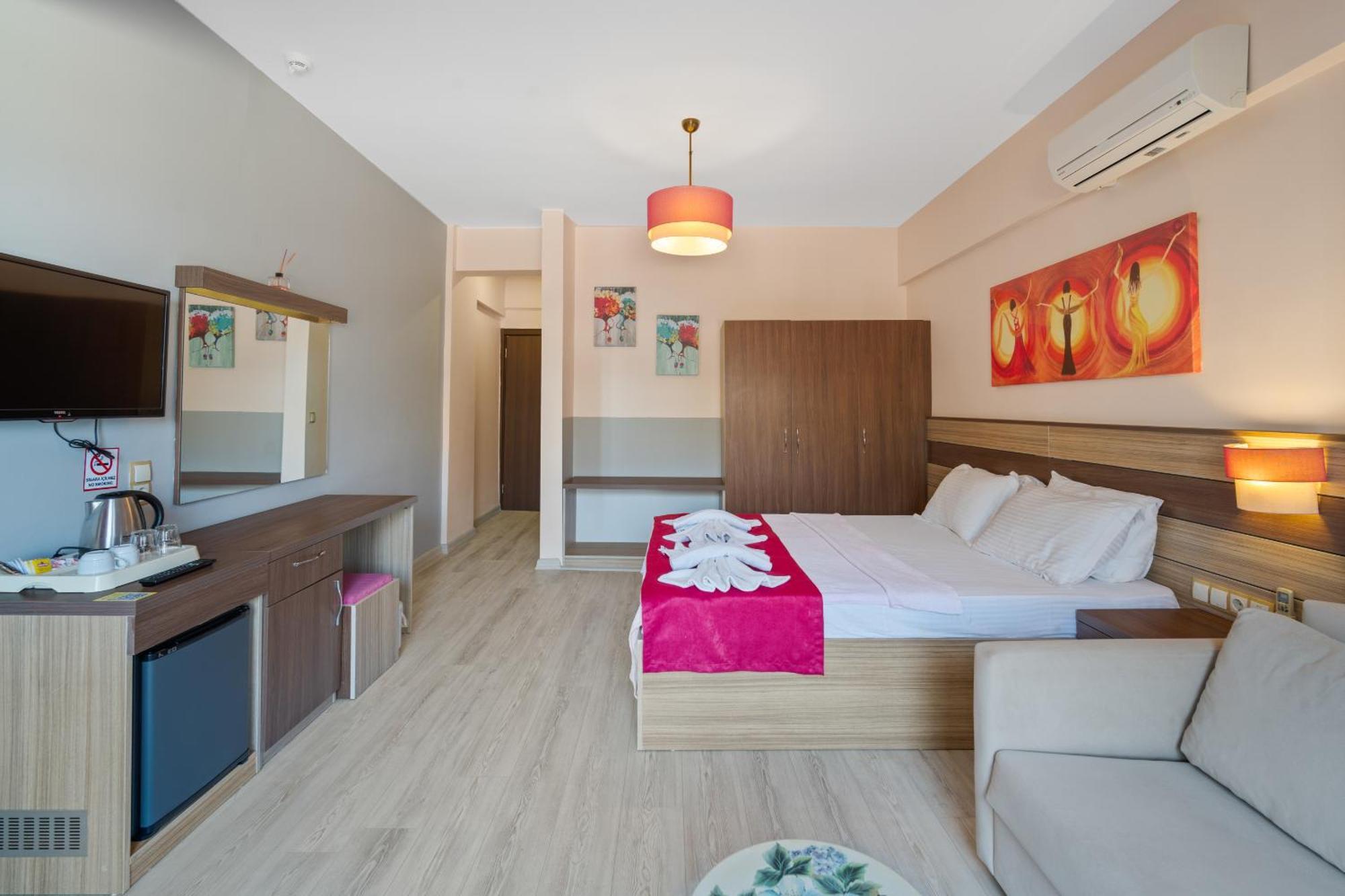 Eden Pyara Hotel Турунч Экстерьер фото